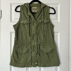 Mudd Hooded Snap Vest - Size M